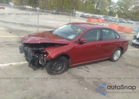 2015 Volkswagen Passat 1.8T S из США, поврежденный, VIN 1VWAT7A36FC048605